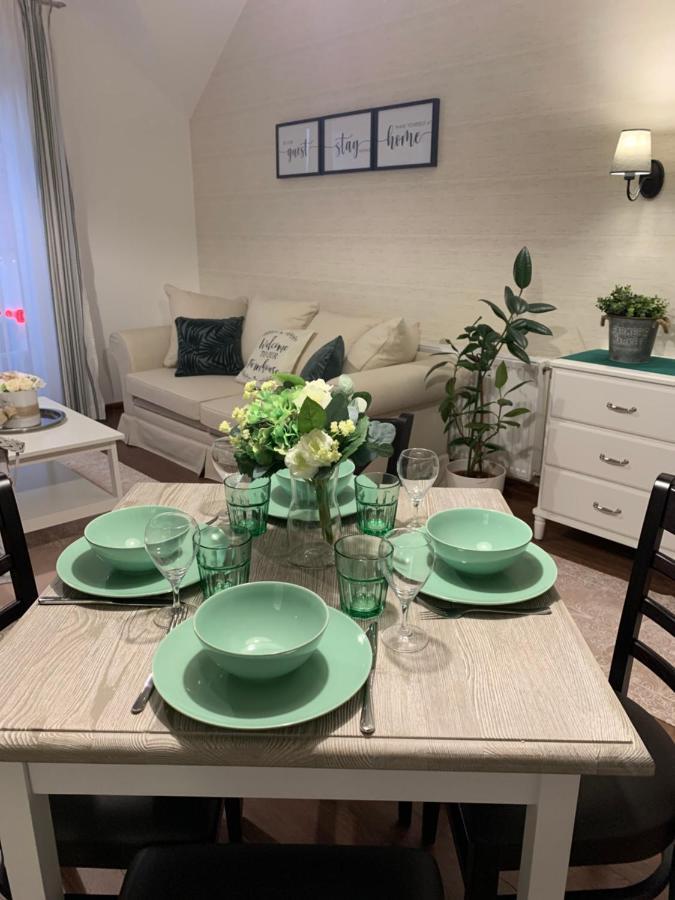 Monarchia Cottage Apartman Mosonmagyaróvár Εξωτερικό φωτογραφία