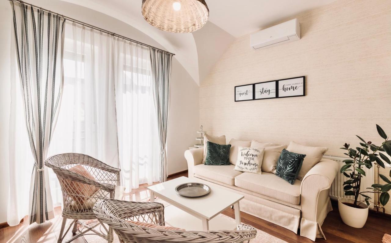 Monarchia Cottage Apartman Mosonmagyaróvár Εξωτερικό φωτογραφία