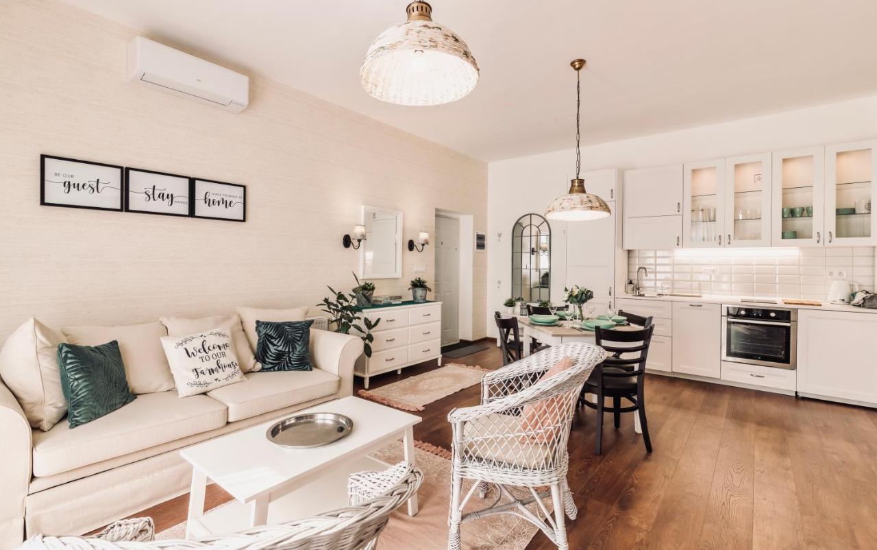 Monarchia Cottage Apartman Mosonmagyaróvár Εξωτερικό φωτογραφία